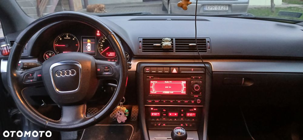 Audi A4 Avant 2.0 TDI - 5