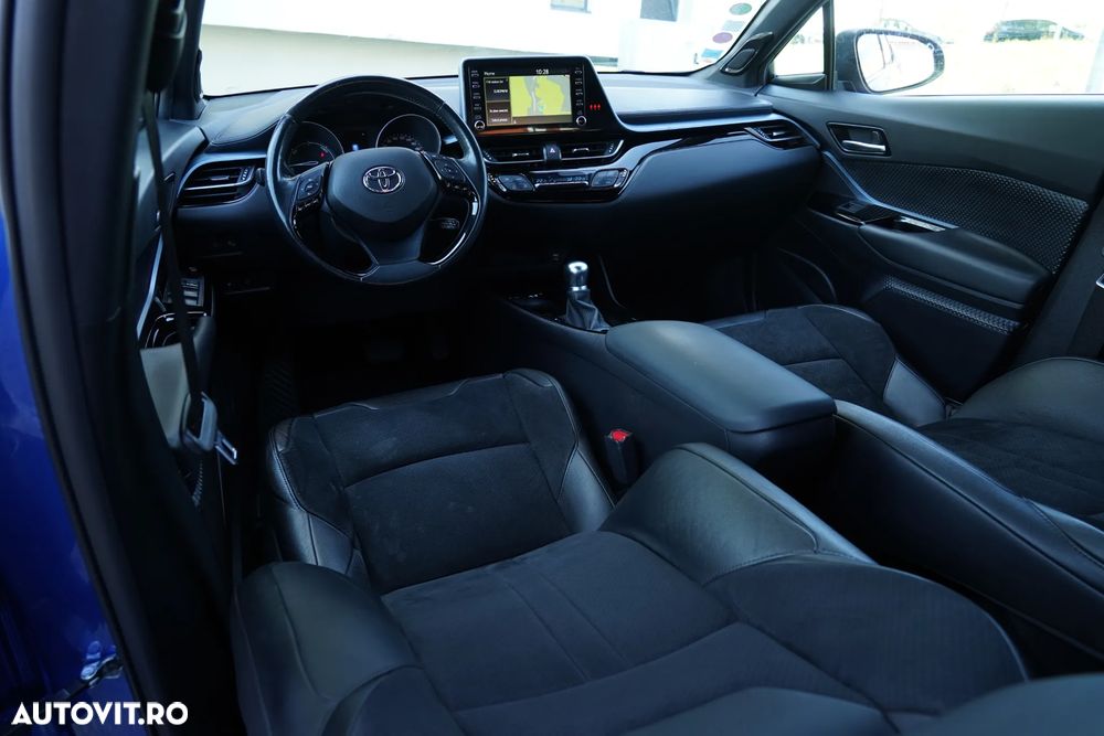 Toyota C-HR 2.0 HSD 184 CP 4x2 CVT Special Edition - 12