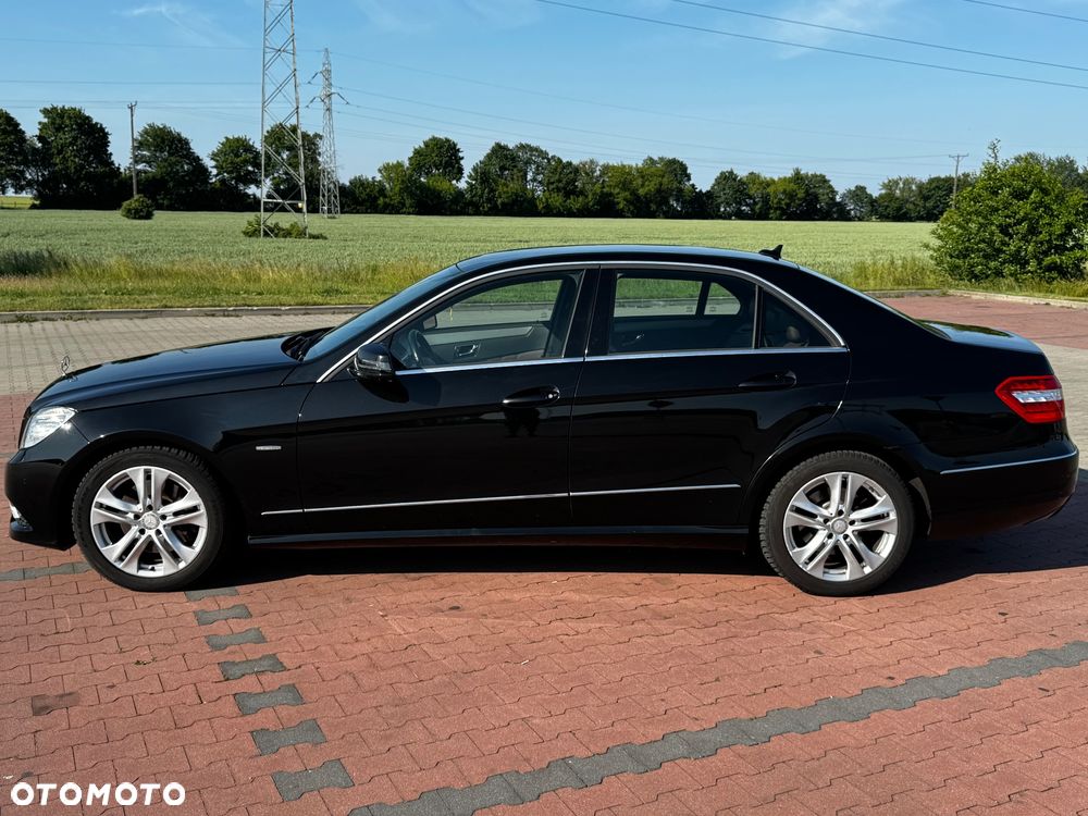 Mercedes-Benz Klasa E 350 CDI BlueEff Avantgarde - 5