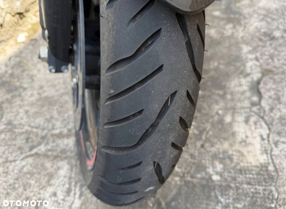 Suzuki GSX - 5