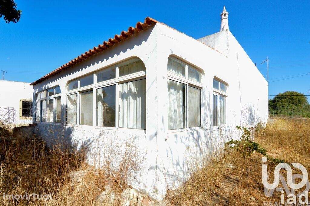 Moradia térrea T4 em Lagoa e Carvoeiro de 150 m2 - Grande imagem: 2/19