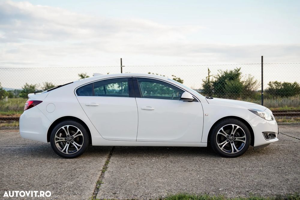 Opel Insignia - 4