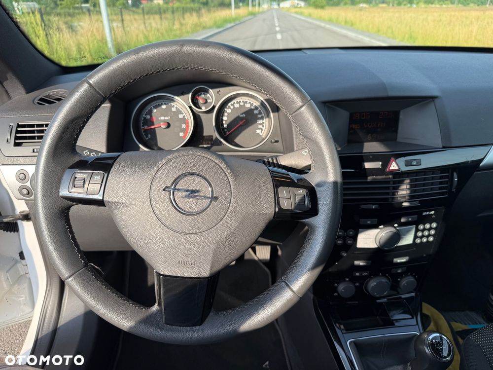 Opel Astra - 14