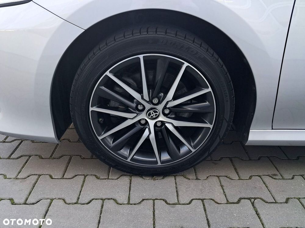 Toyota Camry 2.5 Hybrid Executive CVT - 26