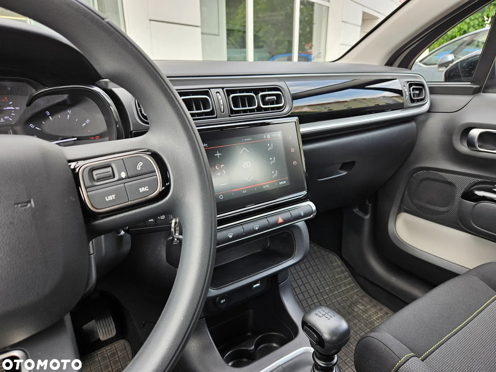 Citroën C3 1.2 PureTech Shine S&S - 19