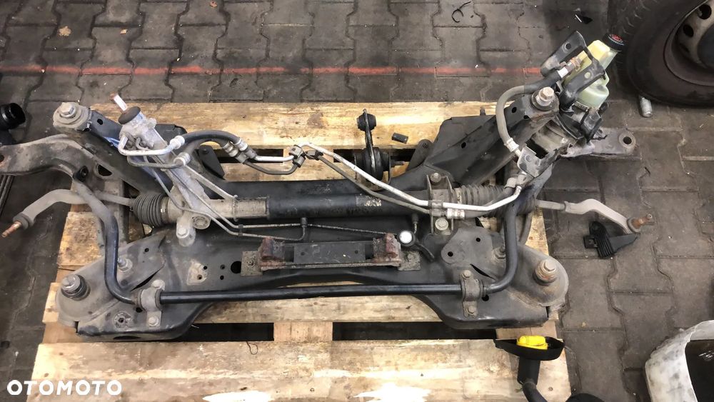 Sprzedam kompletny zespół zawieszenia przedniego do Renault Master III. - 1