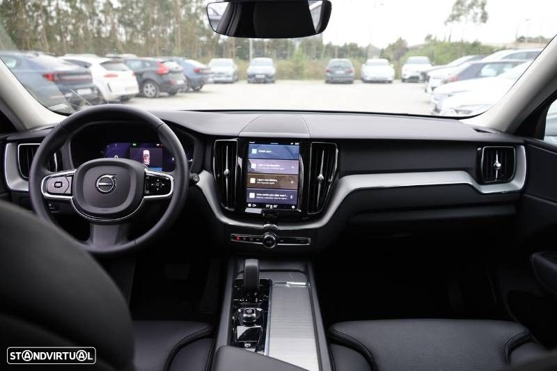 Volvo XC 60 2.0 T6 PHEV Plus Dark AWD - 15