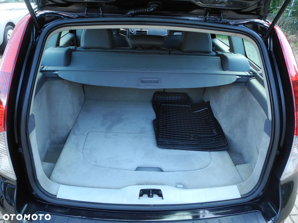 Volvo V50 - 19