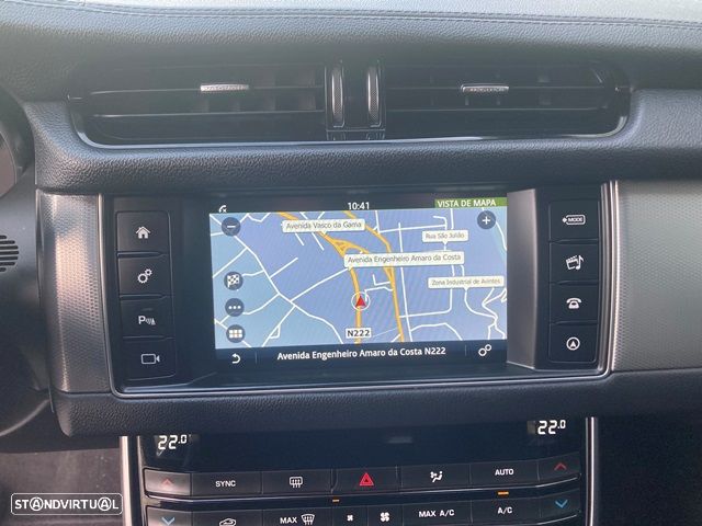 Jaguar XF Sportbrake 20d Aut. Prestige - 26