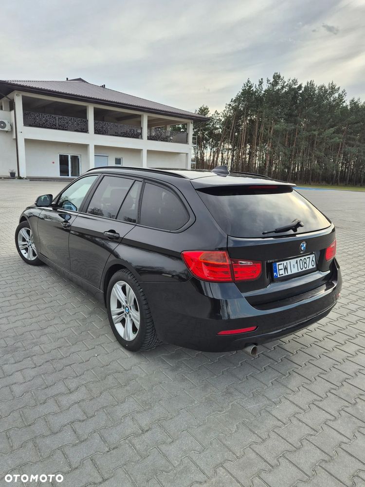 BMW Seria 3 318d - 4