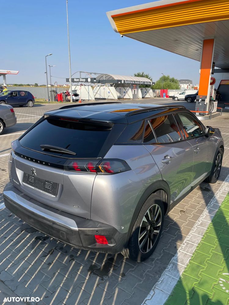 Peugeot 2008 50 kWh GT - 8