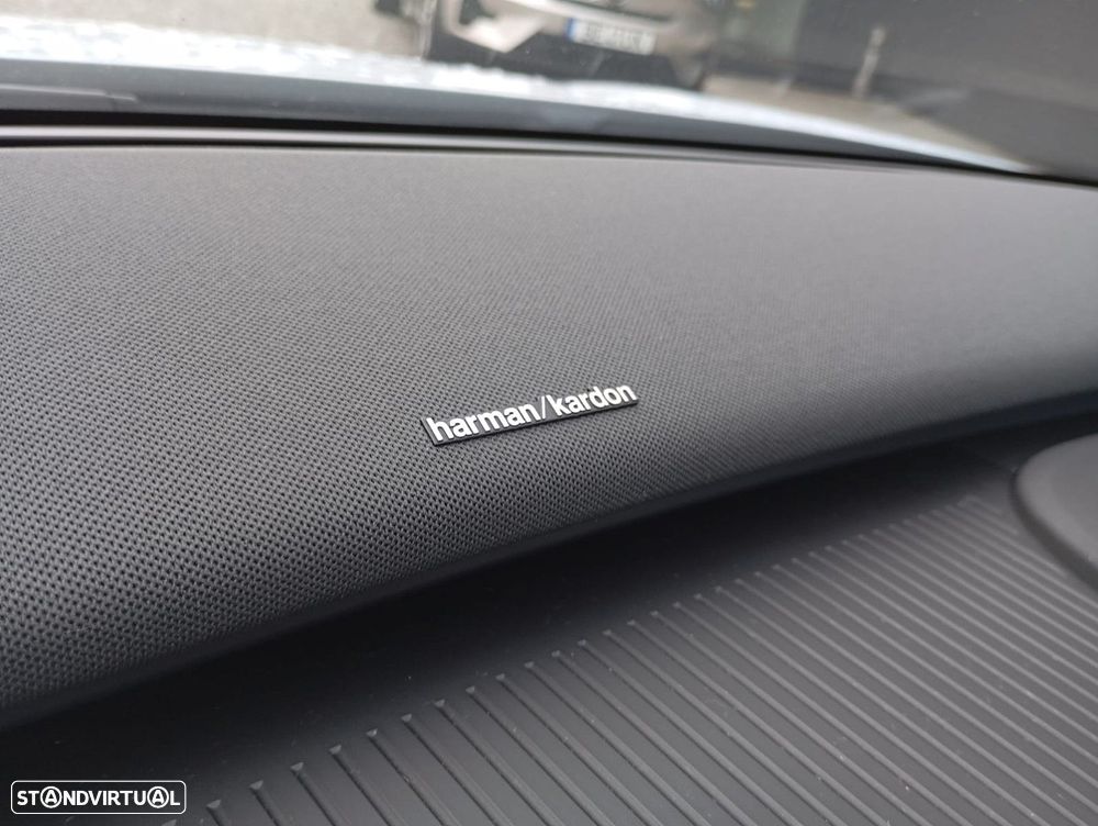 Volvo EX30 51 kWh Single Motor Plus - 5