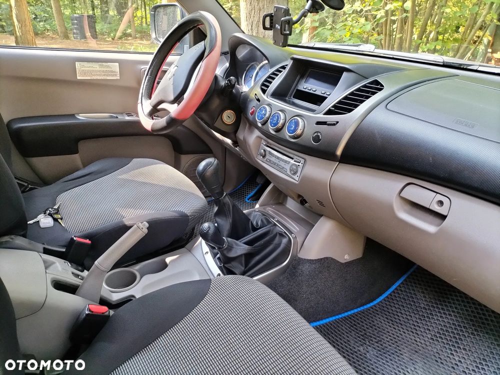 Mitsubishi L200 2.5 DID Intense - 7