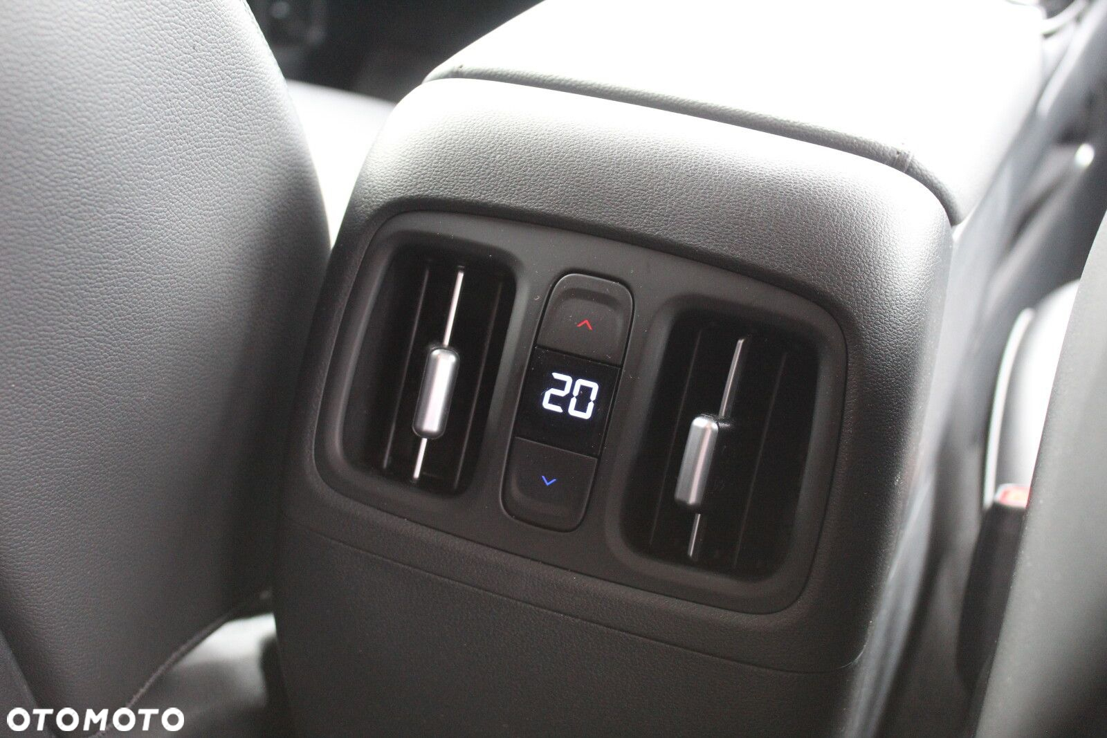Hyundai Tucson 1.6 T-GDi HEV Platinum 4WD - 32