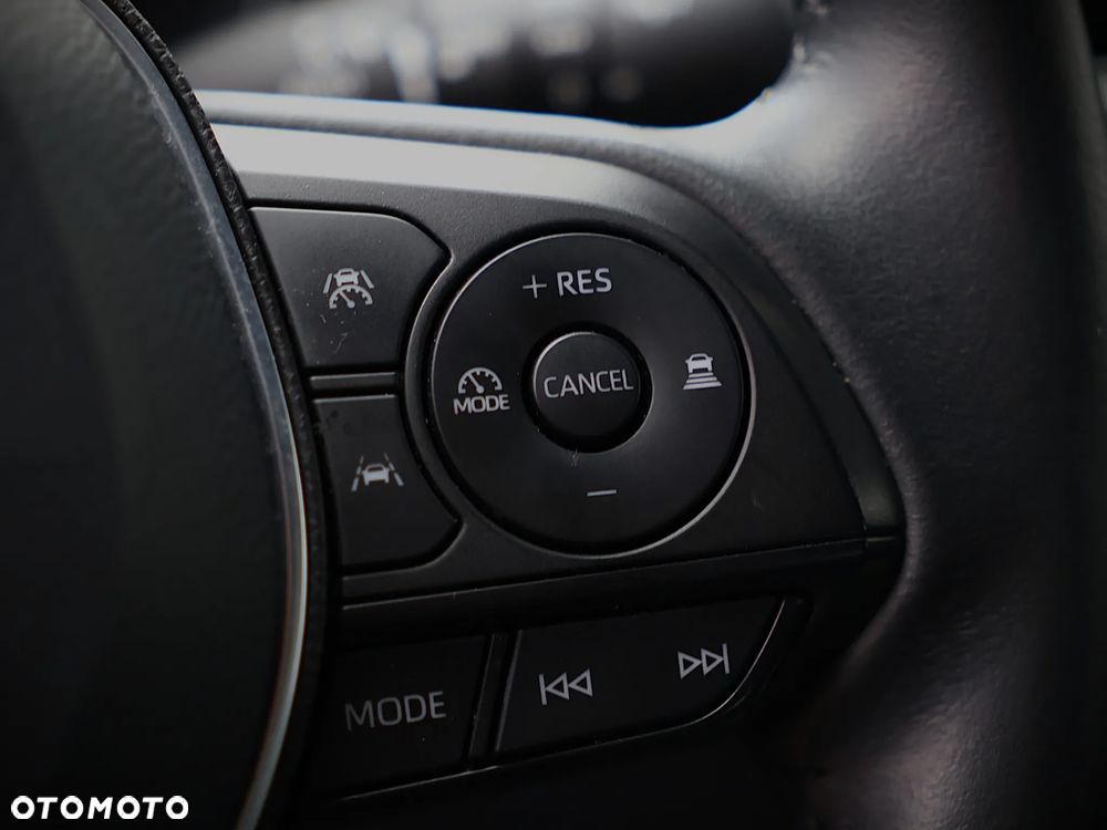 Toyota Corolla 1.8 Hybrid Active - 18