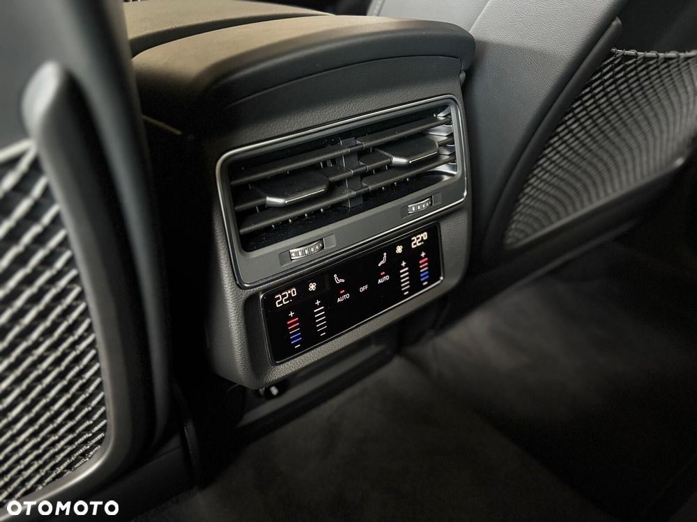 Audi Q8 - 20