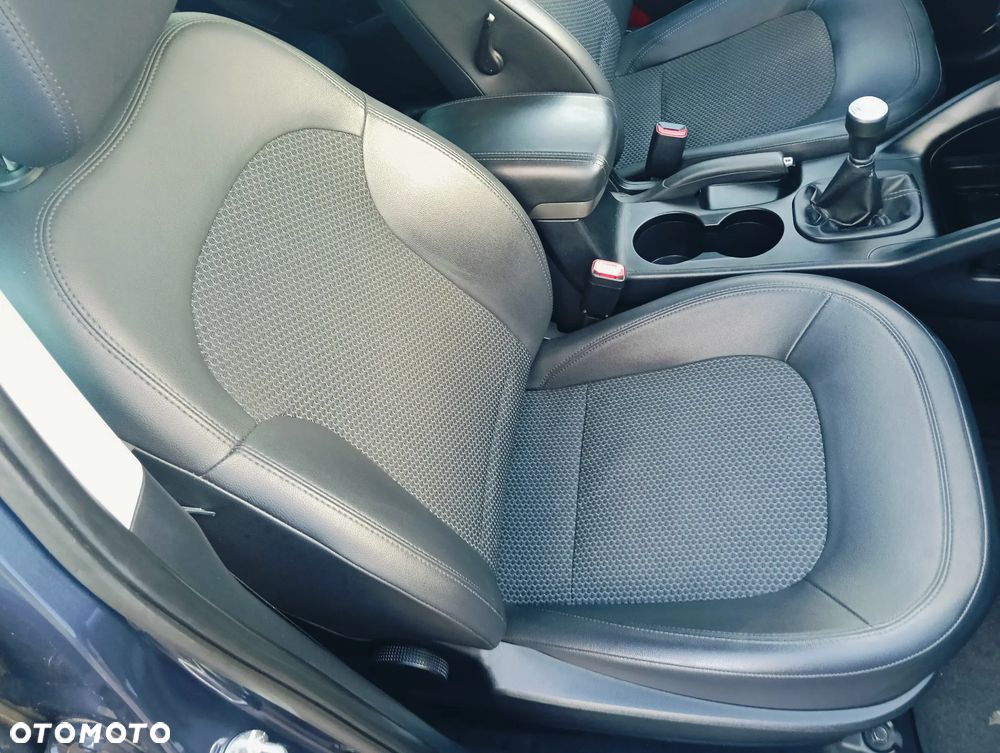 Hyundai ix35 2.0 Classic 2WD - 27