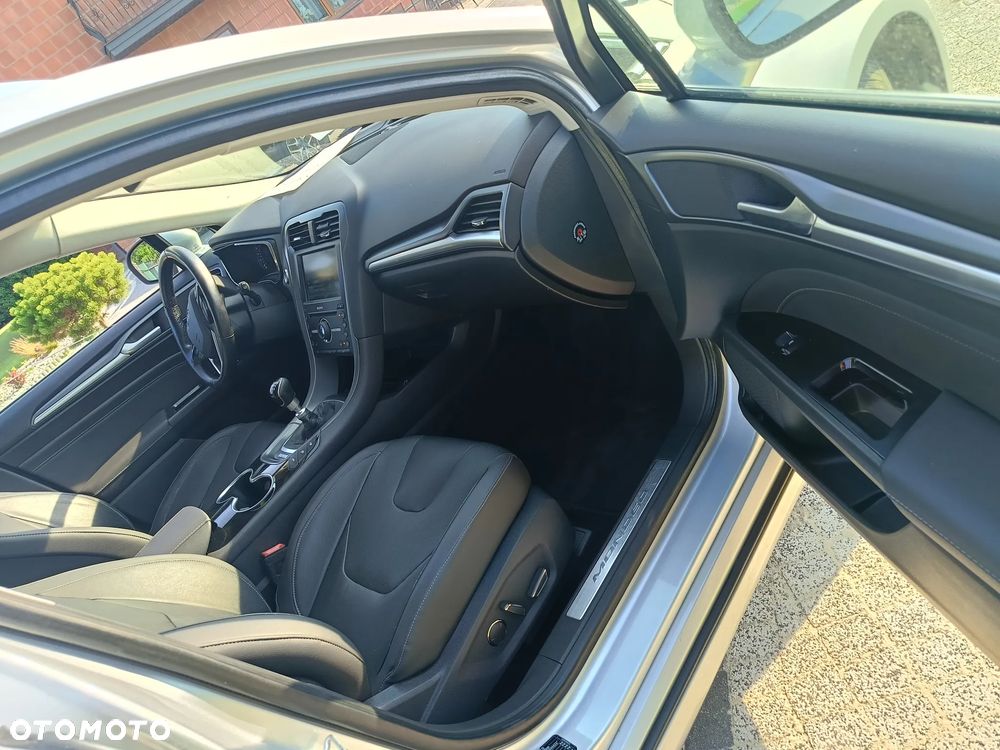 Ford Mondeo 2.0 TDCi Titanium - 20