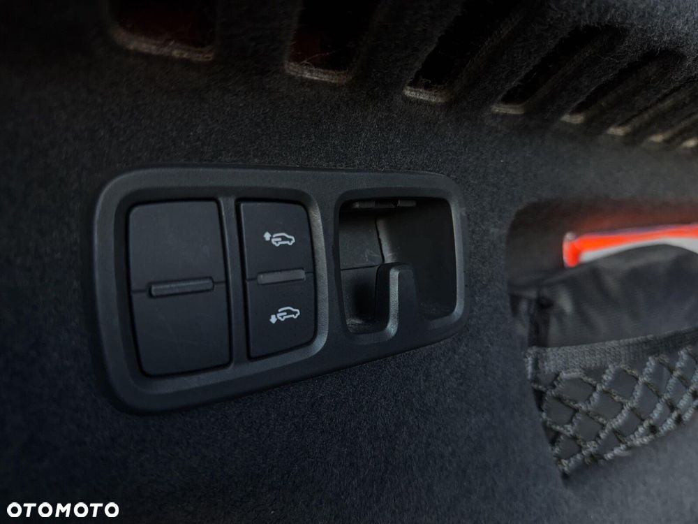 Audi SQ8 - 20