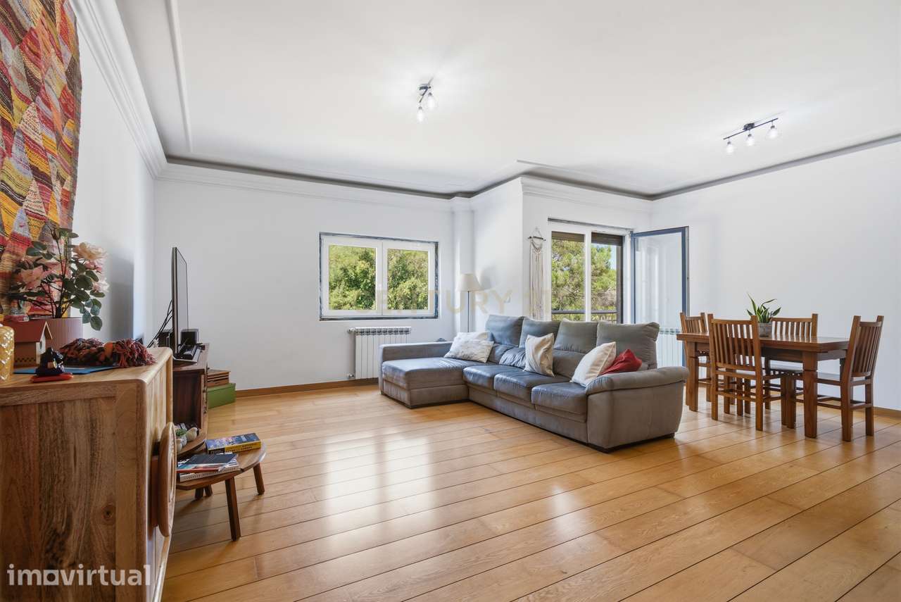 Elegante Apartamento T3 no Estoril com Box Fechada para 3 carros a pou - Grande imagem: 3/45