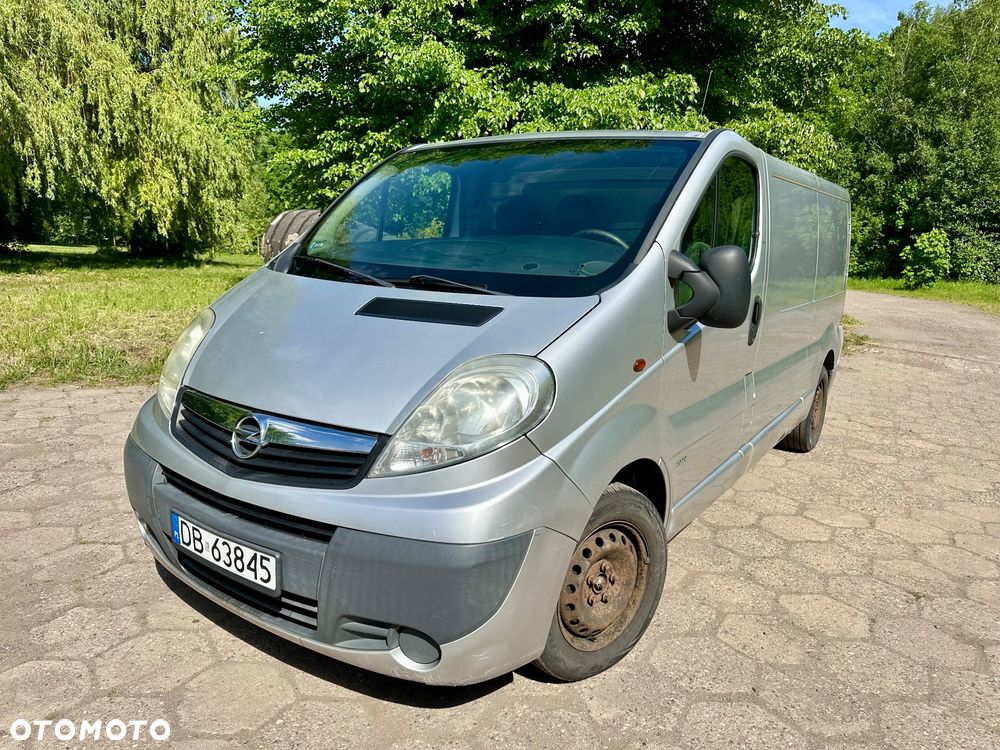 Opel Vivaro - 1