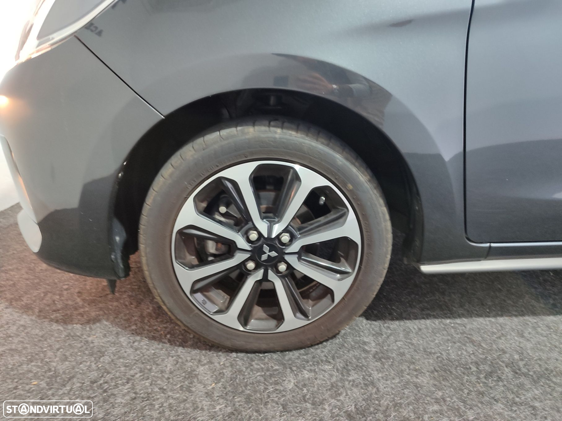 Mitsubishi Space Star 1.2 Intense Connect Edition - 34