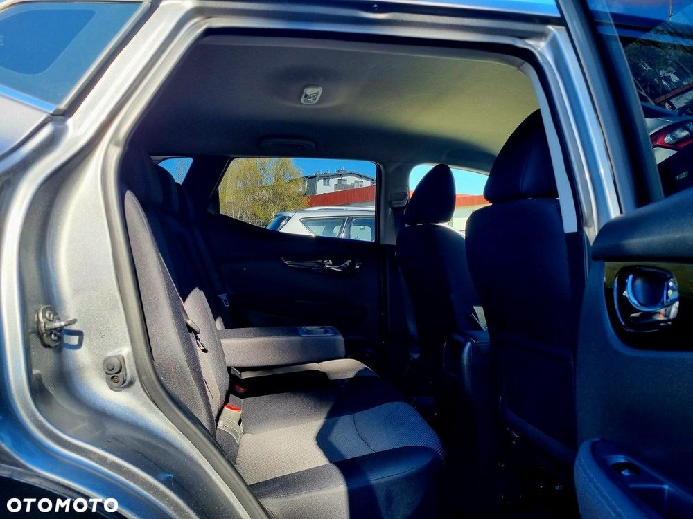 Nissan Qashqai - 12