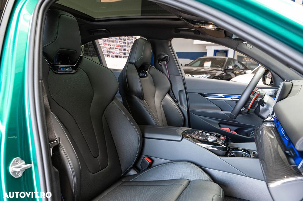 BMW M5 xDrive - 34