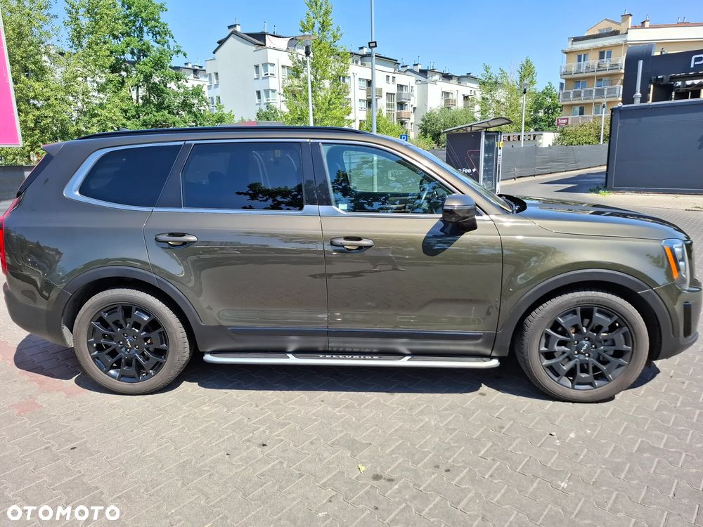 Kia Telluride - 1