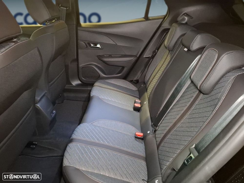 Peugeot e-2008 54 kWh Allure - 14