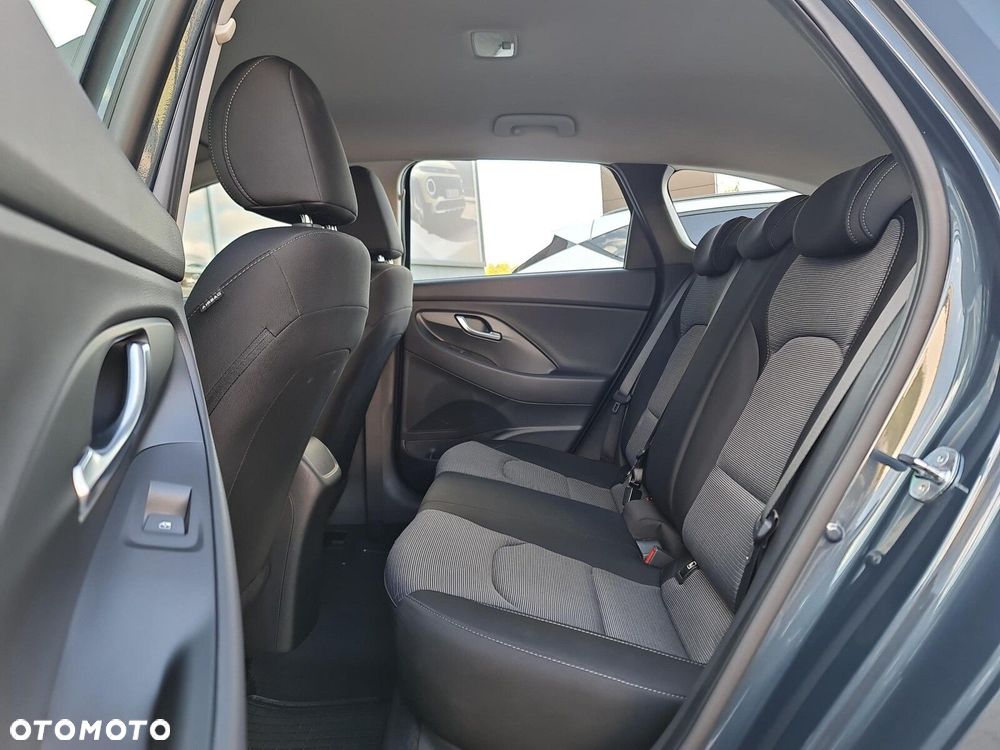 Hyundai i30 1.5 T-GDI 48V Modern - 29