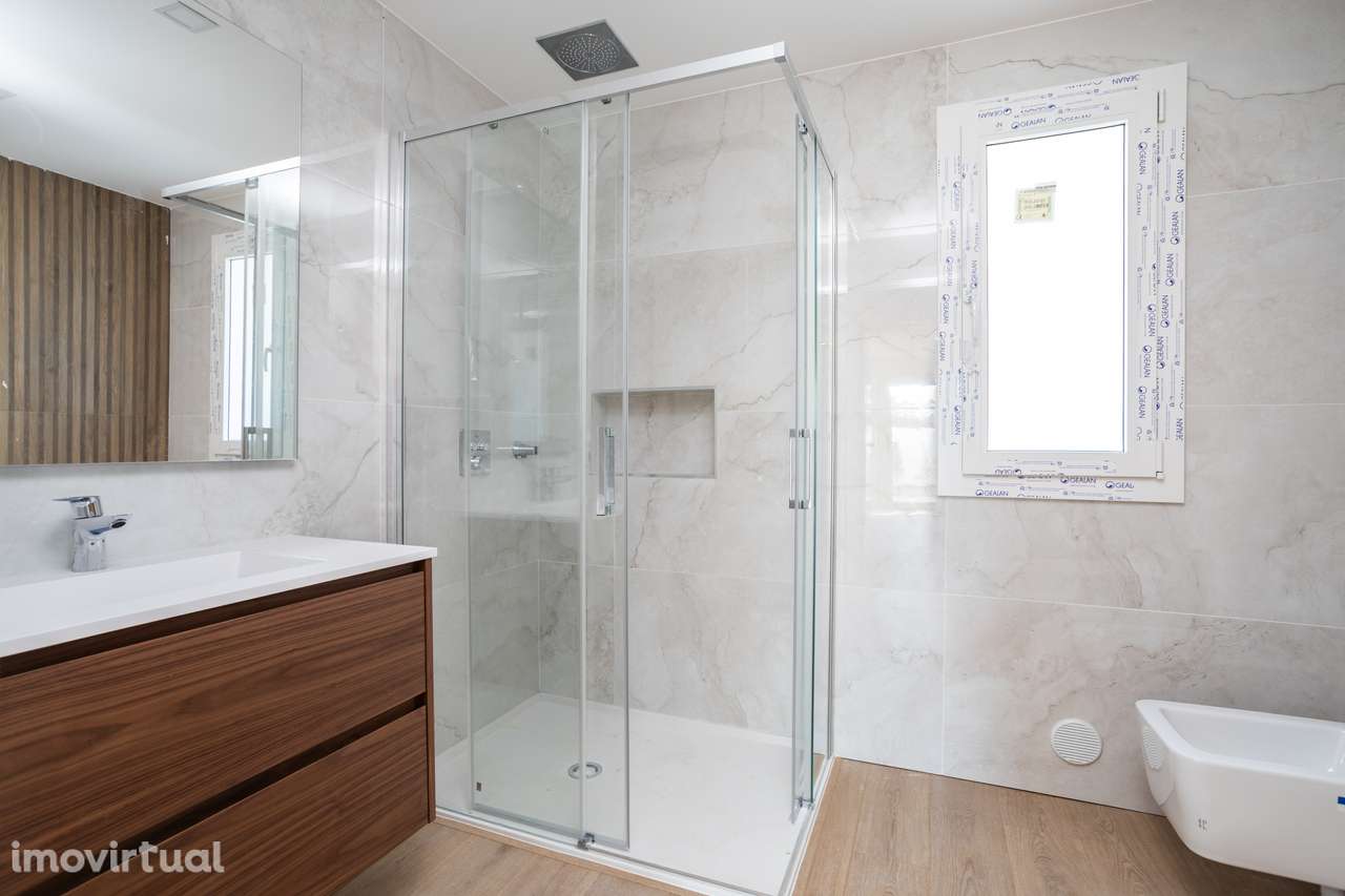 Moradia T4 com piscina privativa em Manique - Grande imagem: 5/60