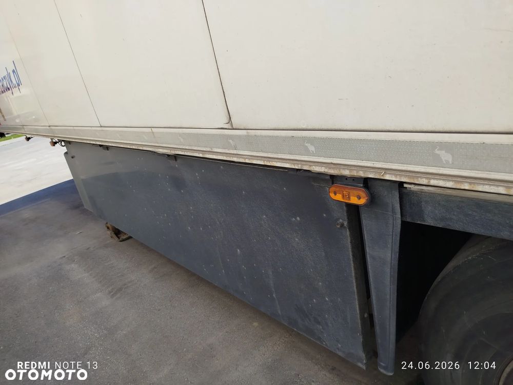 Schmitz Cargobull SKO 24 - 7