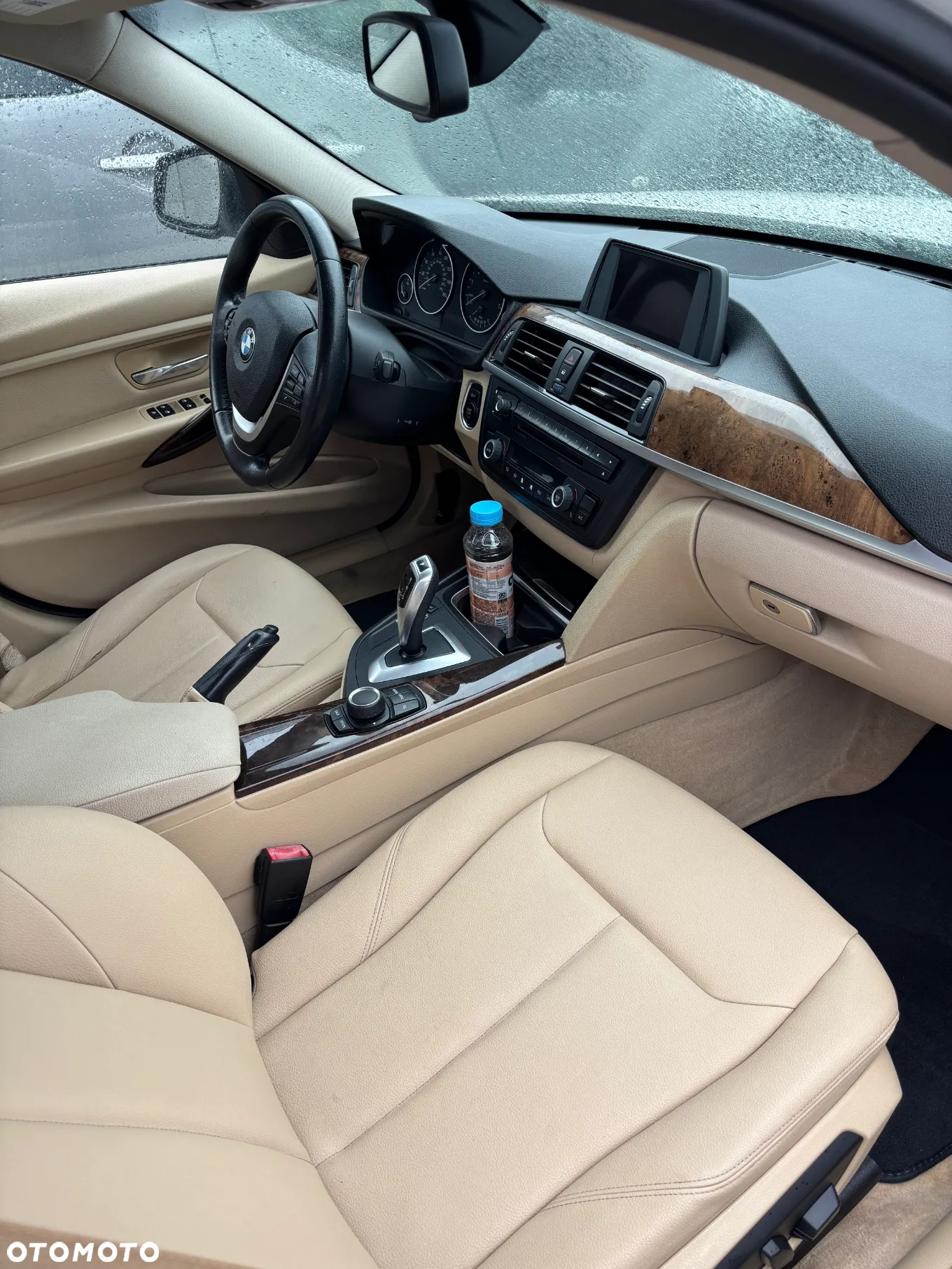 BMW Seria 3 328i Touring Luxury Line - 9