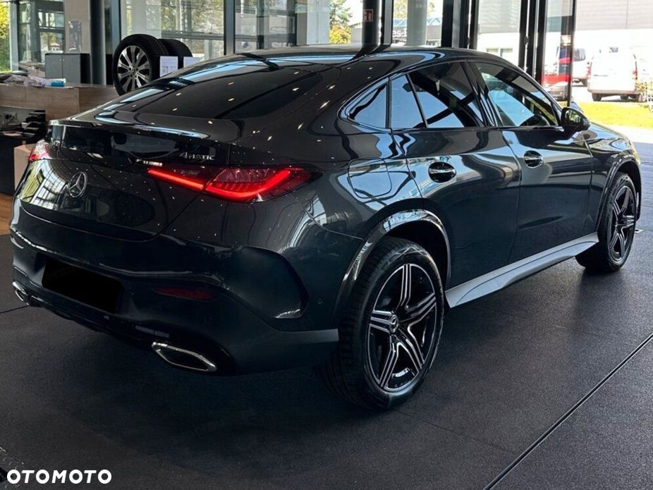 Mercedes-Benz GLC 300 mHEV 4-Matic AMG Line - 4