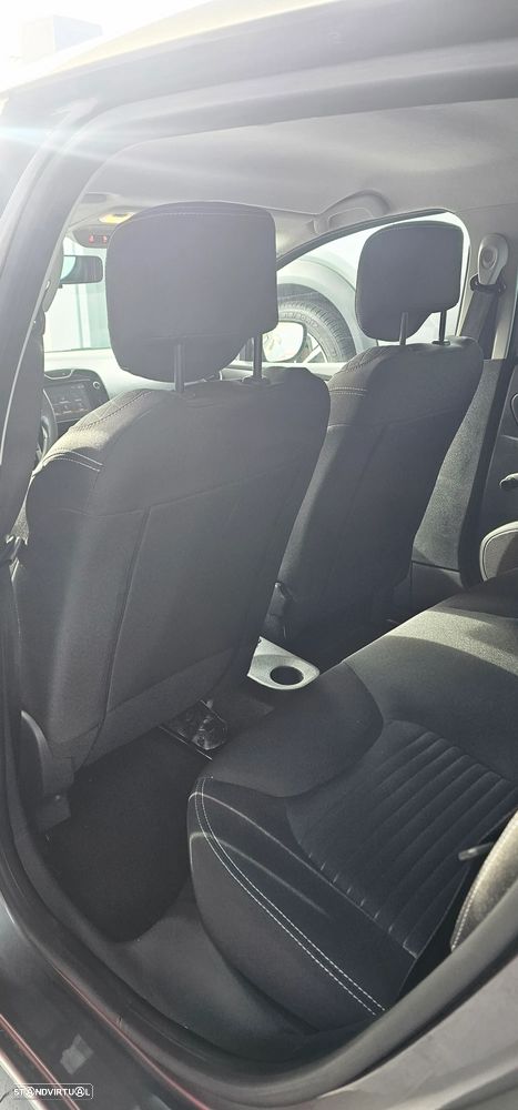 Renault Clio 1.5 dCi Zen - 6