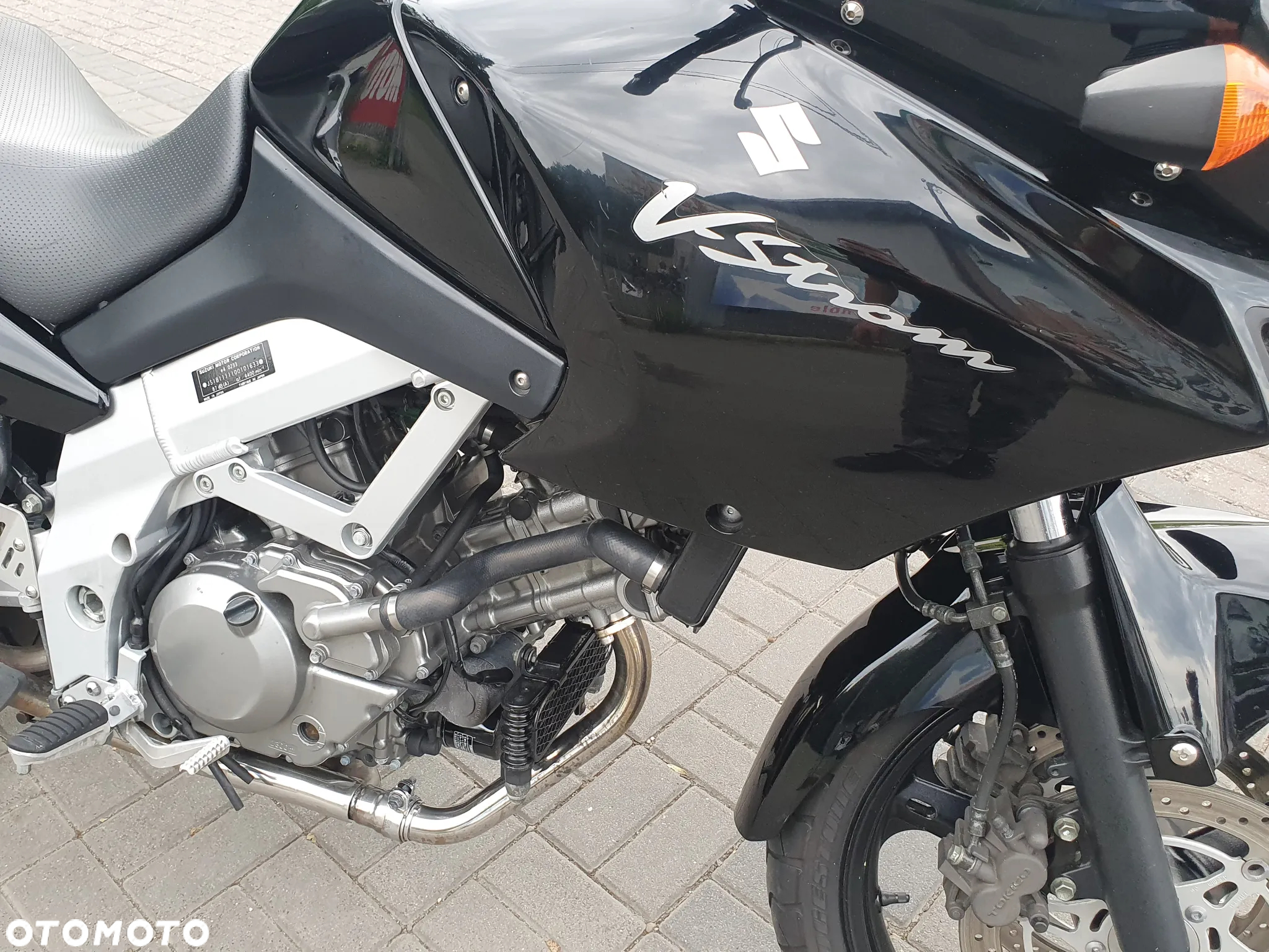 Suzuki V-STROM - 4