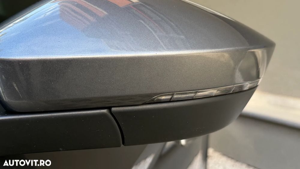 Skoda Superb Combi 2.0 TDI DSG Ambition - 13