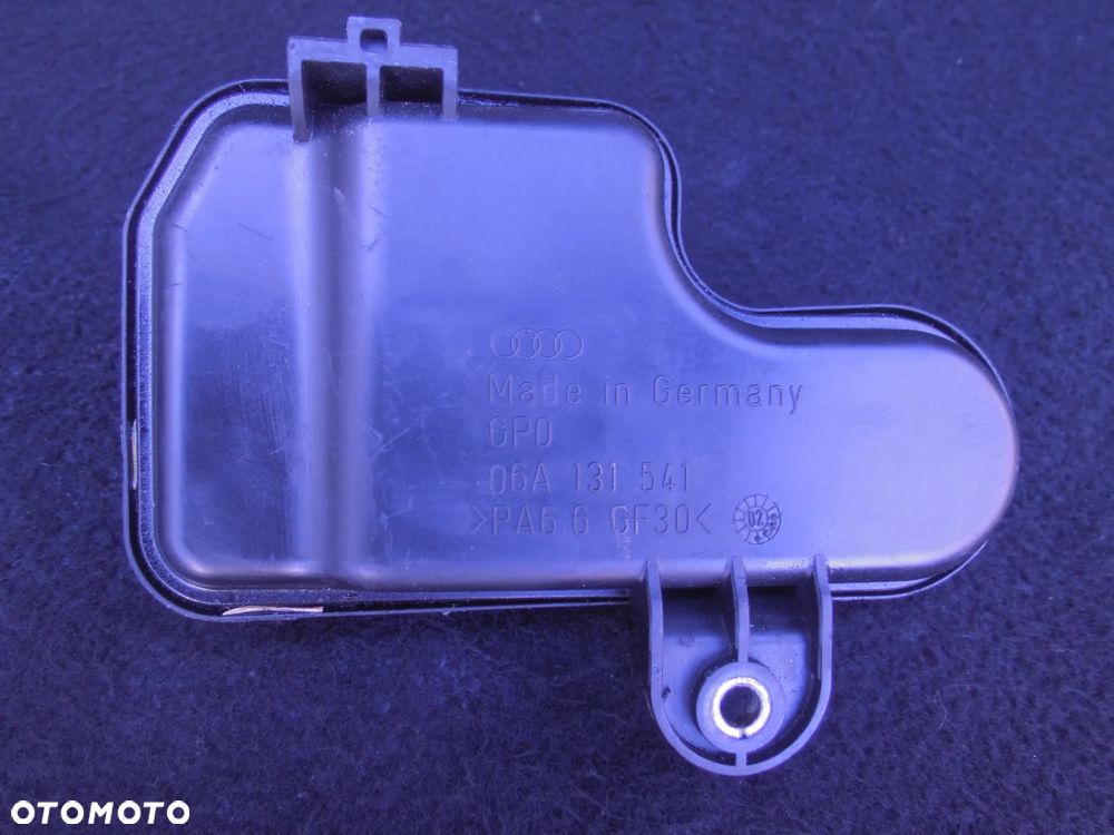 ZBIORNIK ZAWÓR PODCIŚNIENIA VACUM 06A131541 VOLKSWAGEN GOLF IV BORA POLO JETTA BEETLE AUDI A3 8L - 2