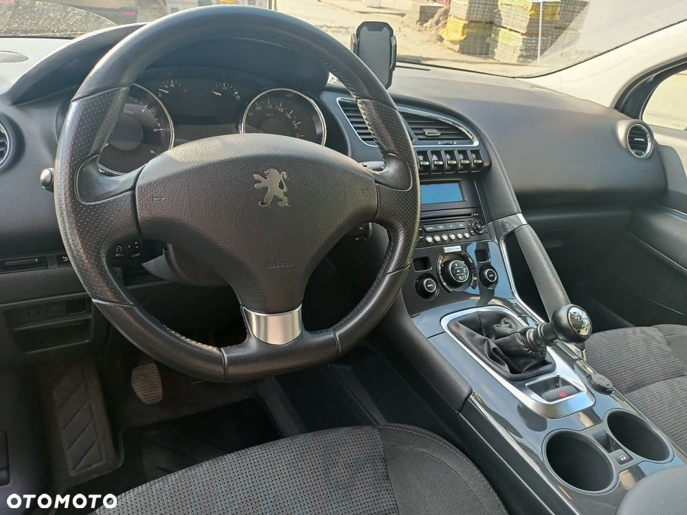 Peugeot 3008 2.0 HDi Allure - 8