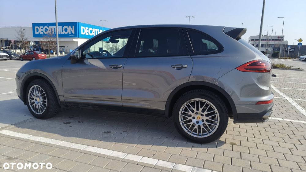Porsche Cayenne S - 39