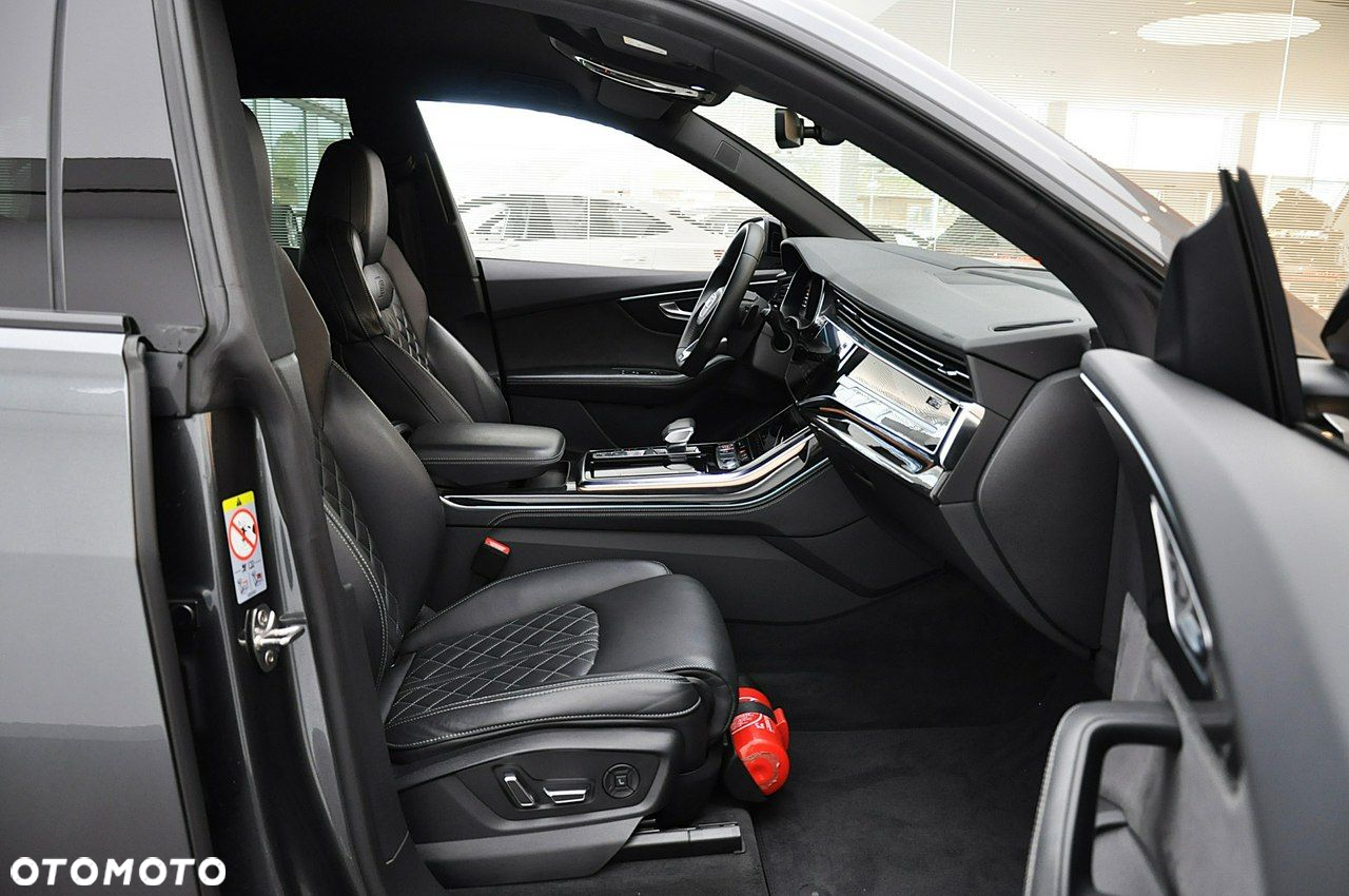 Audi SQ8 - 19
