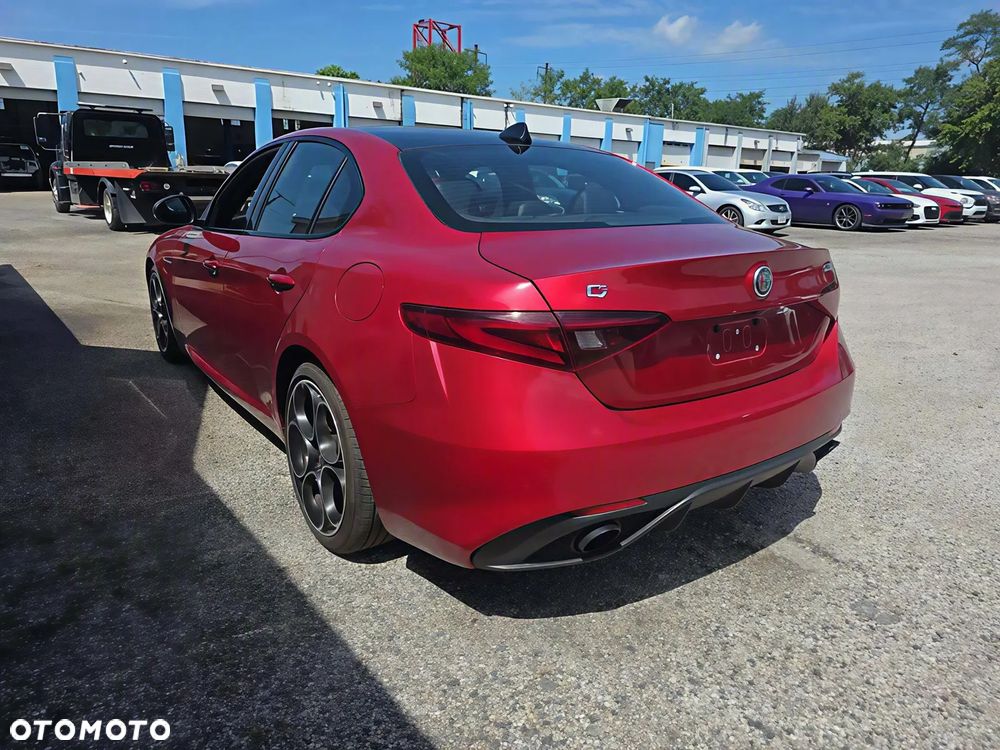 Alfa Romeo Giulia - 3