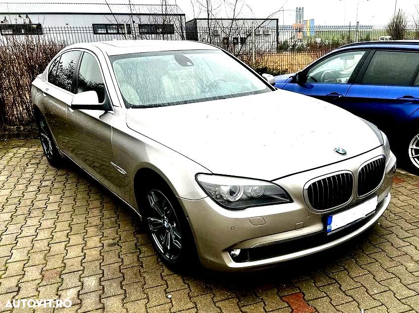 BMW Seria 7 730d Aut. - 6