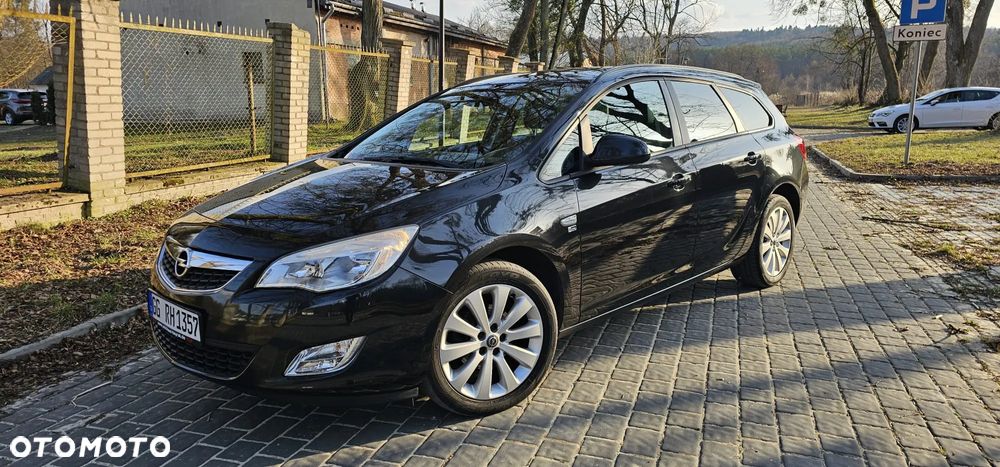 Opel Astra 1.4 Turbo 150 Jahre - 7