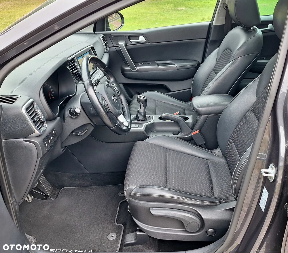 Kia Sportage 1.7 CRDI 2WD Spirit - 24