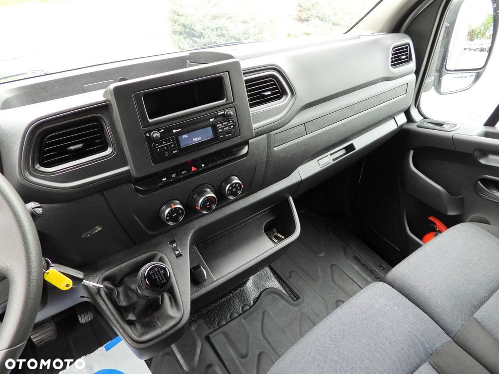 Renault MASTER  PLANDEKA 10 PALET WEBASTO TEMPOMAT LEDY PNEUMATYKA KLIMATYZACJA  165KM - 31