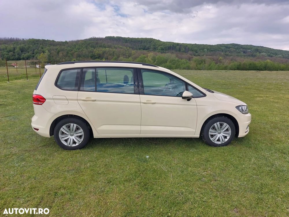 Volkswagen Touran 2.0 TDI SCR (BlueMotion Technology) DSG Comfortline - 10
