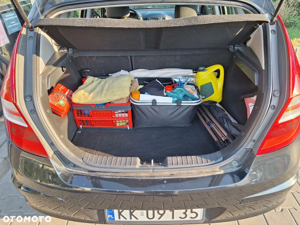 Hyundai i30 1.4 FIFA WM Edition - 24