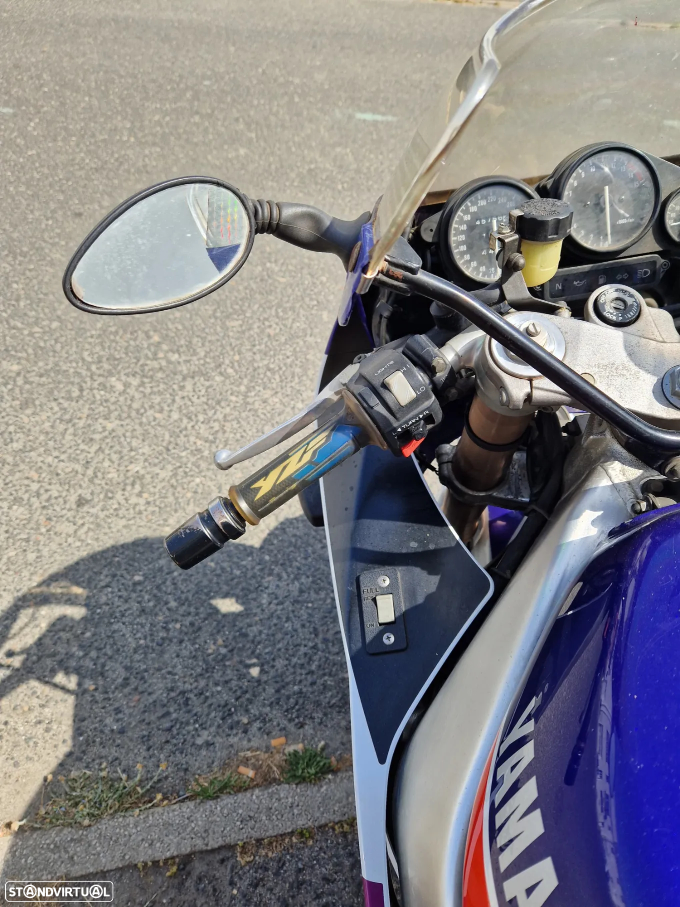 Yamaha YZF - 2